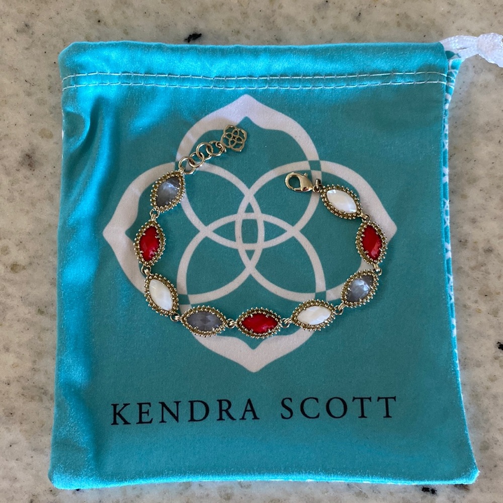 Kendra Scott bracelet